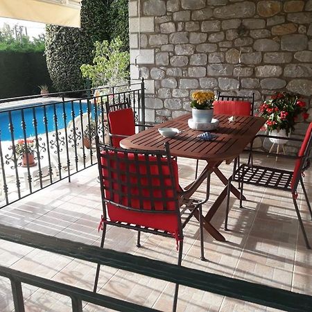 Kelly'S Villa In Stoupa Neokhorion  Exterior photo
