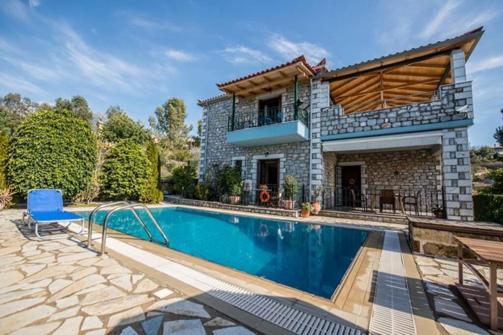 Kelly'S Villa In Stoupa Neokhorion  Exterior photo