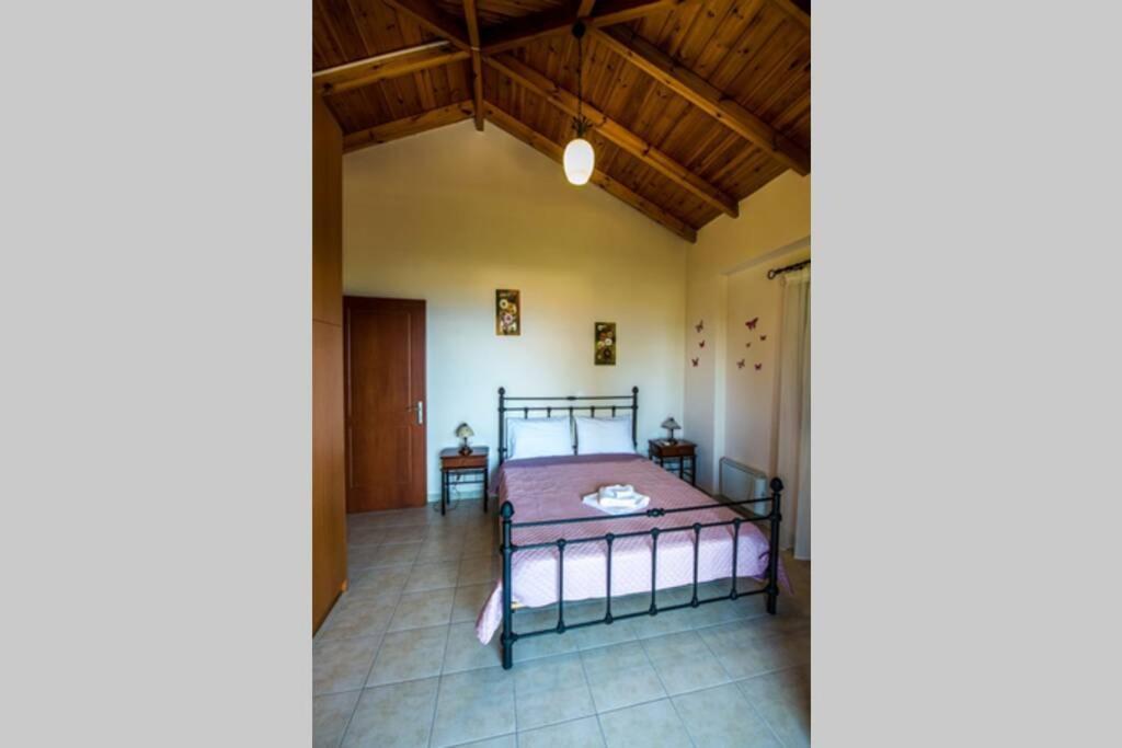 Kelly'S Villa In Stoupa Neokhorion  Exterior photo